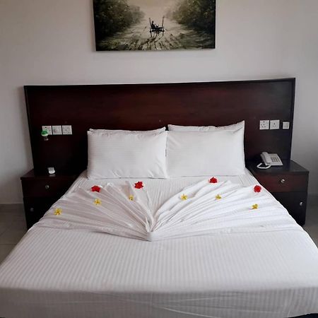 Blue Beach Villa Wadduwa Εξωτερικό φωτογραφία