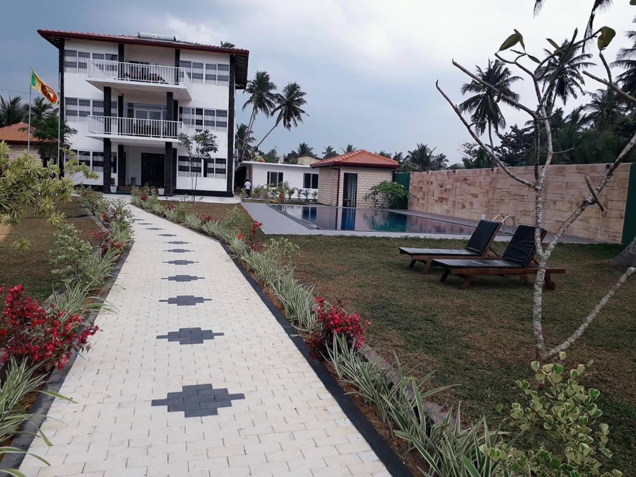 Blue Beach Villa Wadduwa Εξωτερικό φωτογραφία